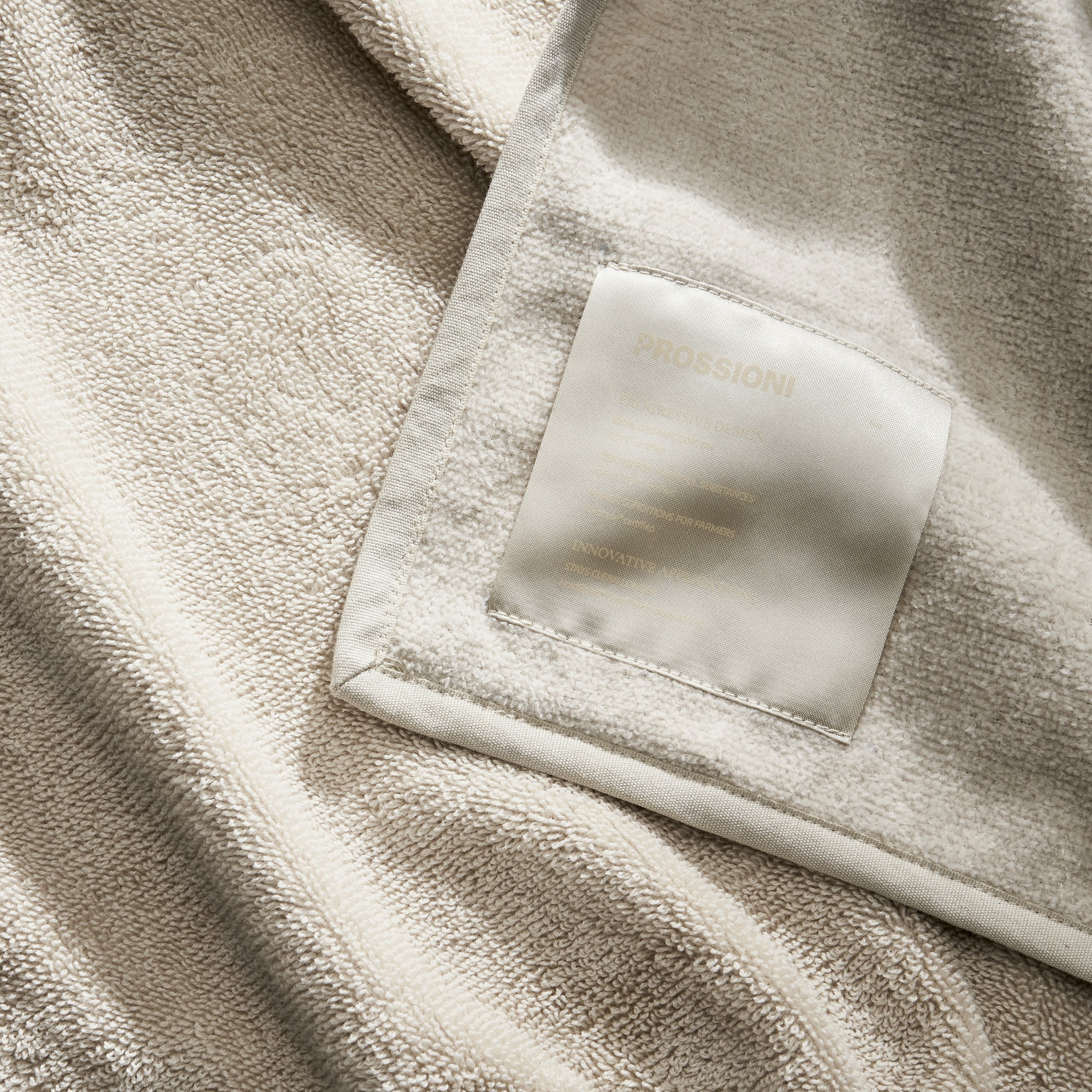 Beach House Terry / Bath Towels 30” x 56” / Moscato Beige