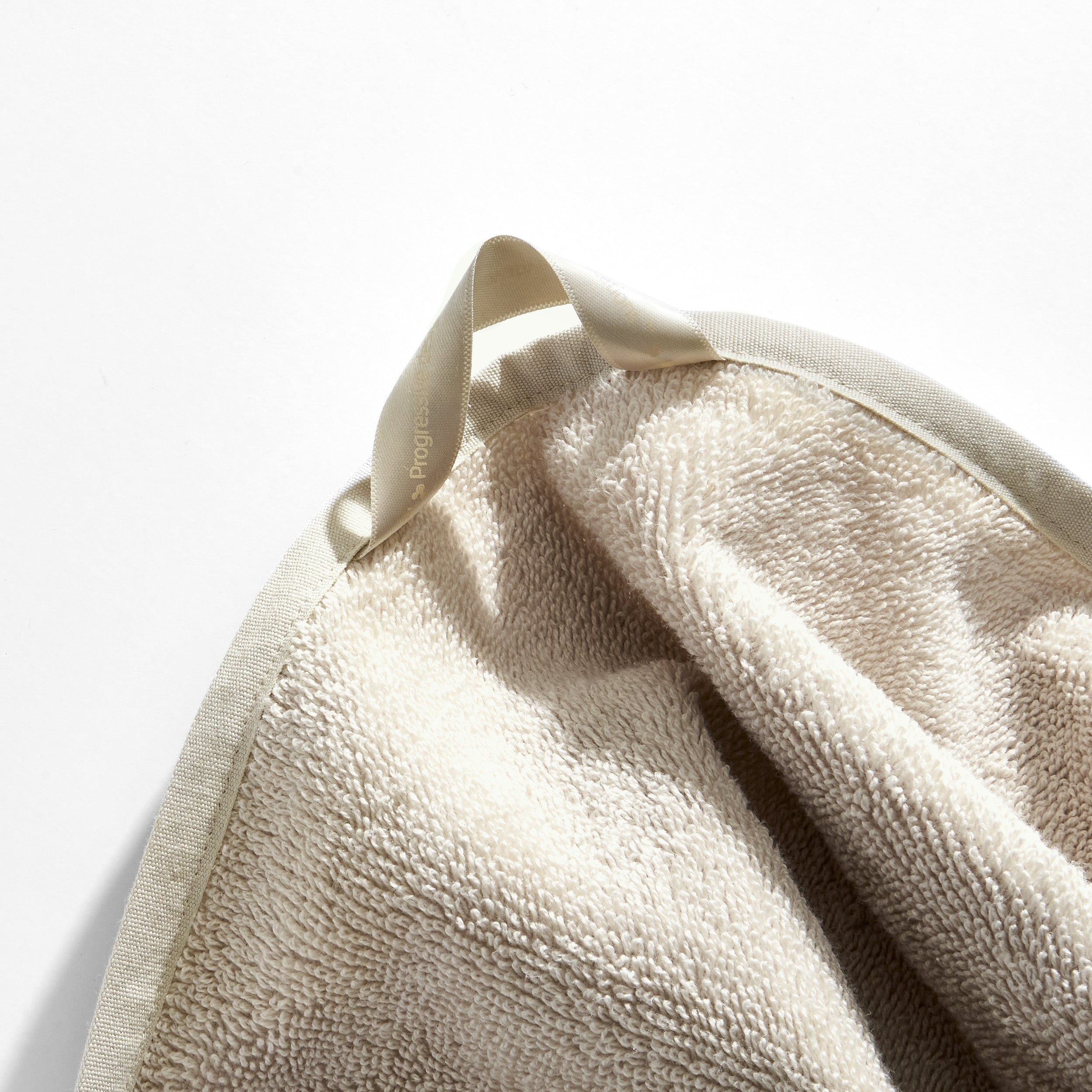 Beach House Terry / Bath Towels 30” x 56” / Moscato Beige