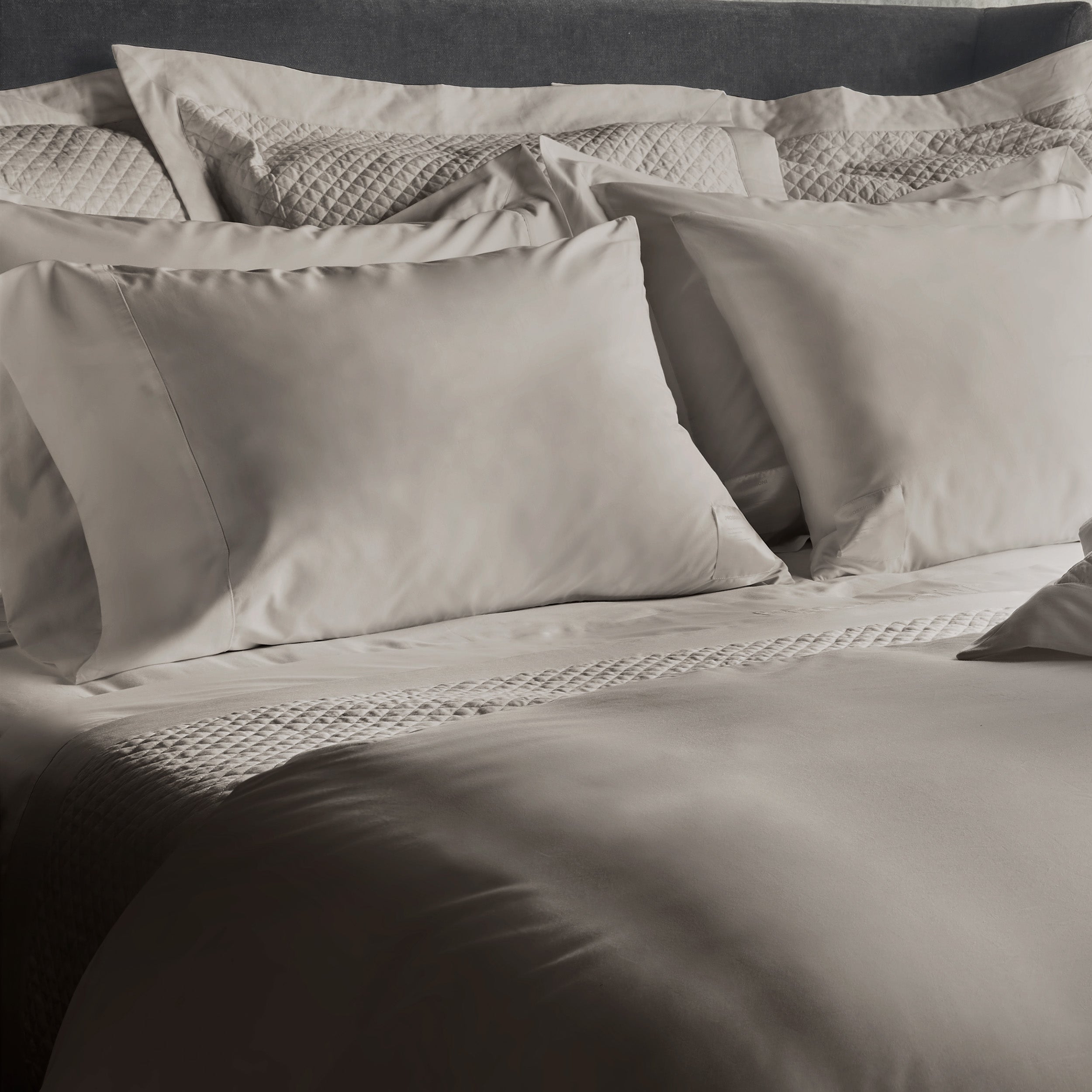 Boutique Hotel Sateen / Pillowcase Standard / Moscato Beige, Boutique Hotel Sateen / Pillowcase King / Moscato Beige