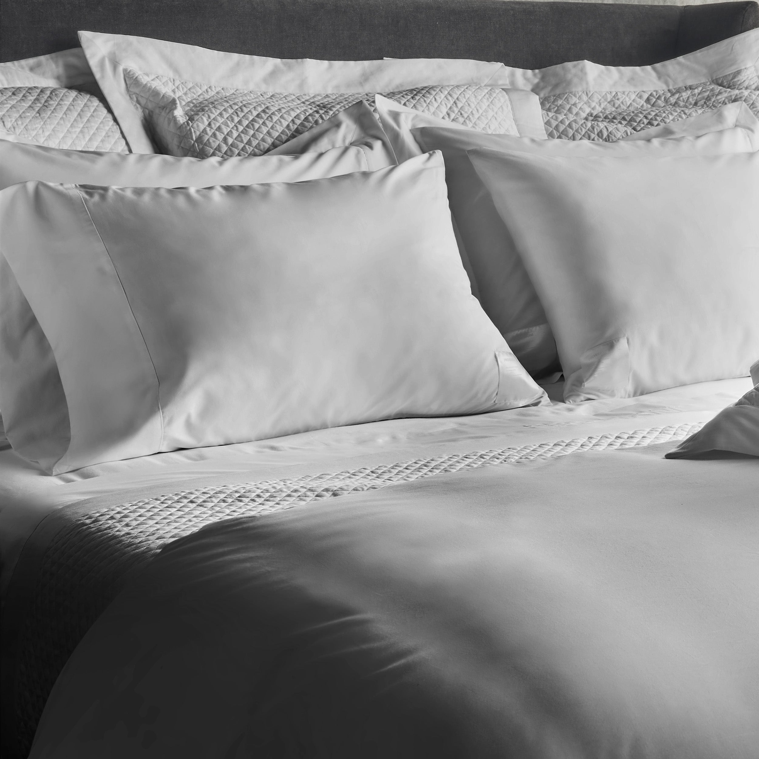 Boutique Hotel Sateen / Twin / Calacatta Gray, Boutique Hotel Sateen / Twin XL / Calacatta Gray, Boutique Hotel Sateen / Full / Calacatta Gray, Boutique Hotel Sateen / Queen / Calacatta Gray, Boutique Hotel Sateen / King / Calacatta Gray, Boutique Hotel Sateen / Cal King / Calacatta Gray, Boutique Hotel Sateen / Split King / Calacatta Gray, Boutique Hotel Sateen / King w/st pillowcases / Calacatta Gray