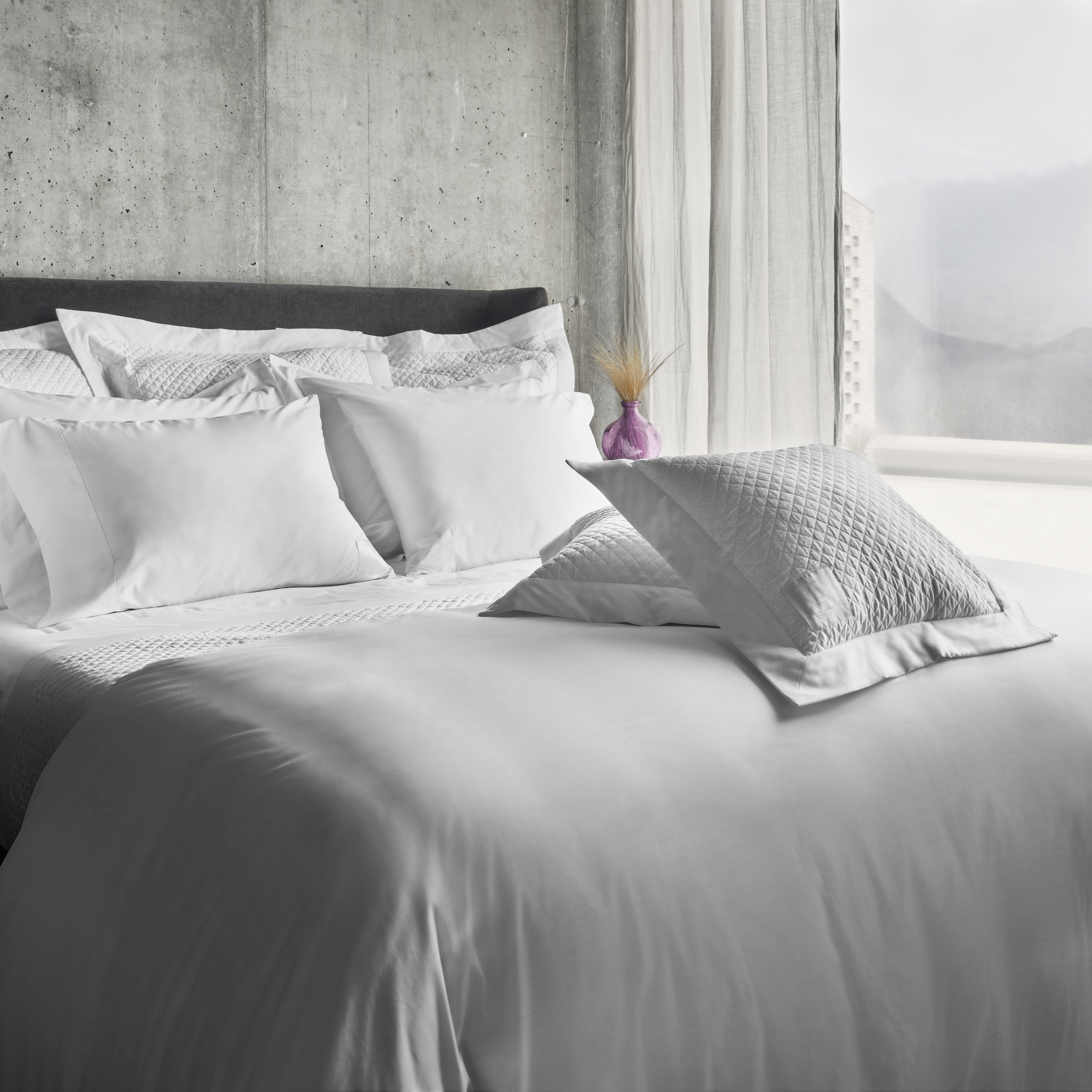 Boutique Hotel Sateen / Twin / PROSSIONI® White, Boutique Hotel Sateen / Twin XL / PROSSIONI® White, Boutique Hotel Sateen / Full / PROSSIONI® White, Boutique Hotel Sateen / Queen / PROSSIONI® White, Boutique Hotel Sateen / King / PROSSIONI® White, Boutique Hotel Sateen / Cal King / PROSSIONI® White, Boutique Hotel Sateen / Split King / PROSSIONI® White, Boutique Hotel Sateen / King w/st pillowcases / PROSSIONI® White