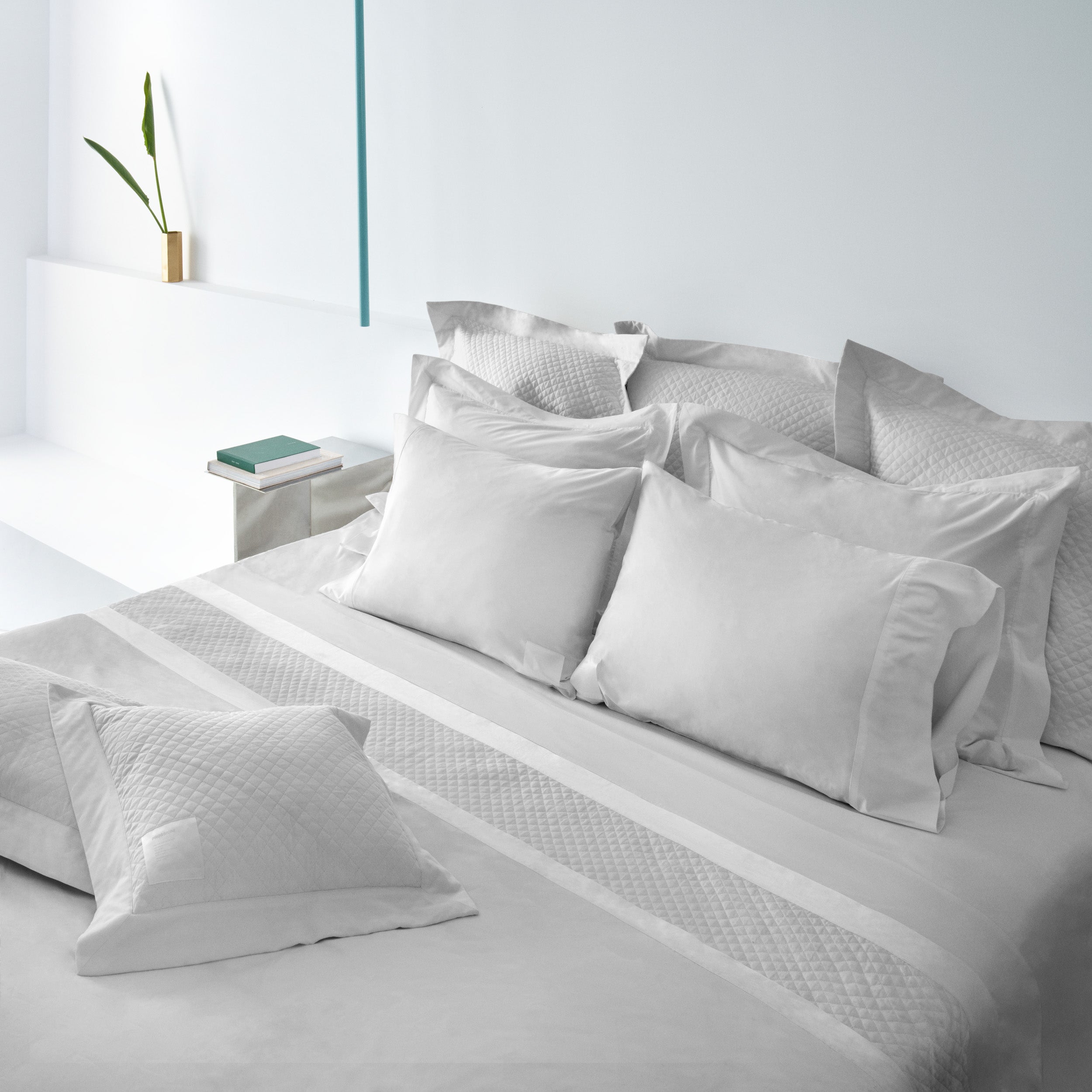 Grand Hotel Percale / Twin / Calacatta Gray, Grand Hotel Percale / Twin XL / Calacatta Gray, Grand Hotel Percale / Full / Calacatta Gray, Grand Hotel Percale / Queen / Calacatta Gray, Grand Hotel Percale / King / Calacatta Gray, Grand Hotel Percale / Cal King / Calacatta Gray, Grand Hotel Percale / Split King / Calacatta Gray, Grand Hotel Percale / King w/st pillowcases / Calacatta Gray